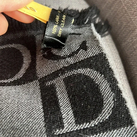 DIOR Scarf - Picture 4 of 6